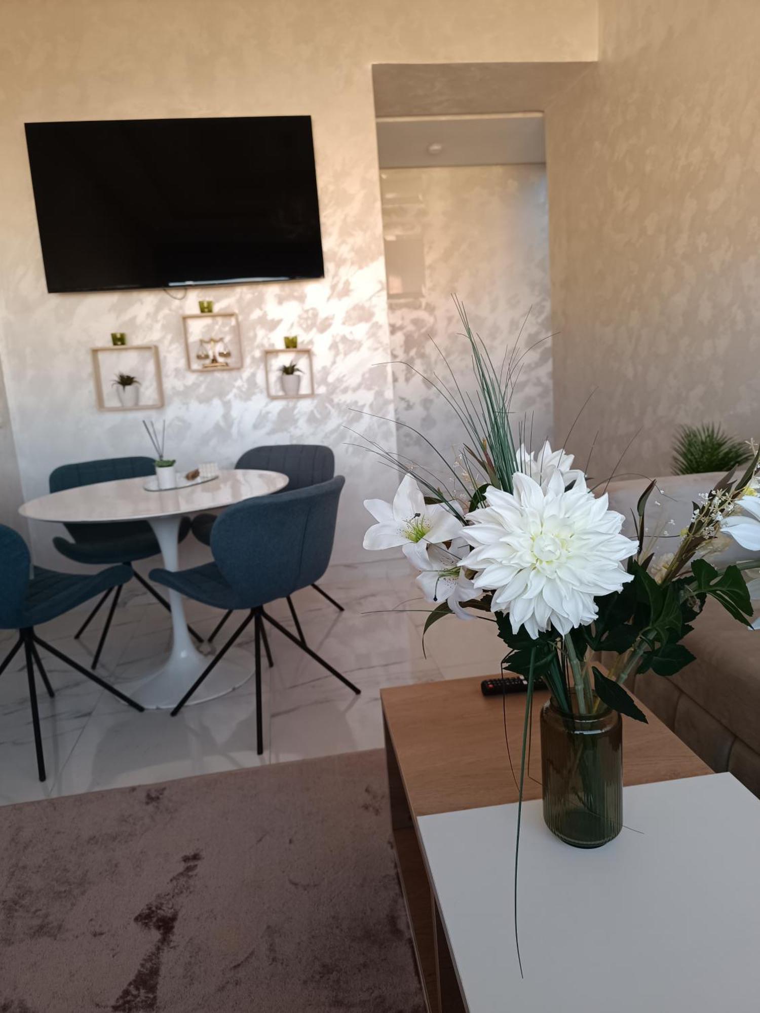 La Jolie Al Jadid Appartement *